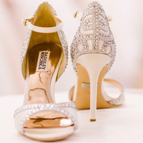 Badgley Mischka Roxy Ankle Strap Evening Shoe IVORY - Picture 3 of 17